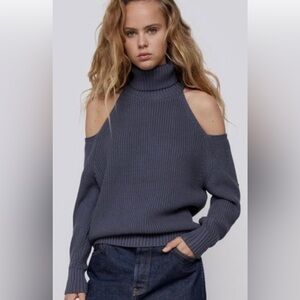 Zara Cold Shoulder Turtleneck Sweater Black Small